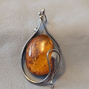 Vintage Signed Native American Style Baltic Amber Pendant/Brooch Combo